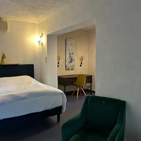 La Villa-2